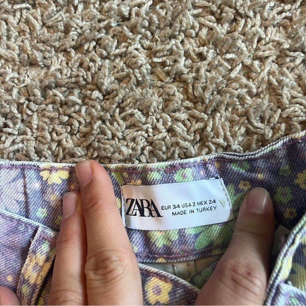 Zara high waist floral denim jean shorts - Picture 6 of 8
